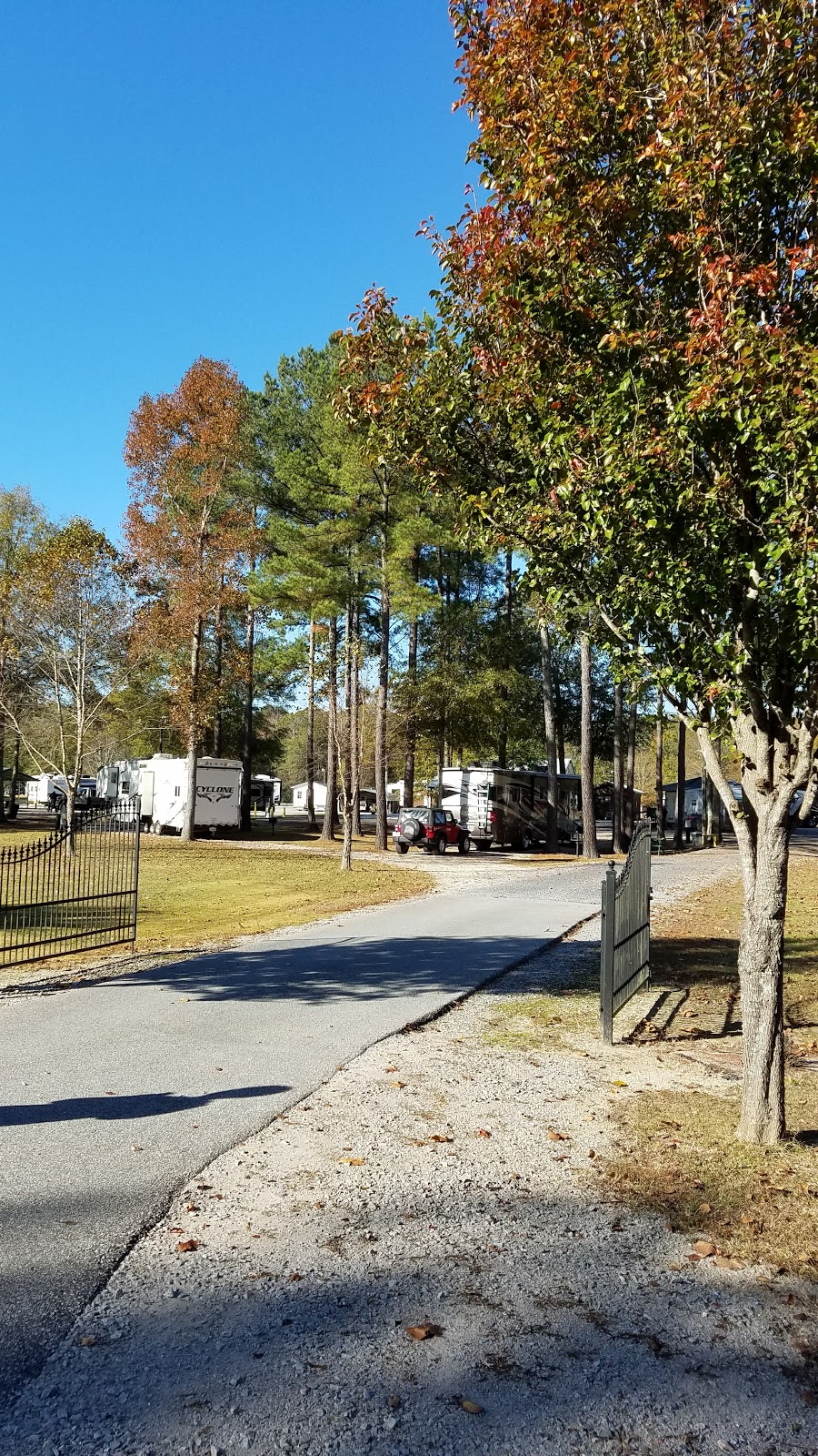 Jolly Acres RV Park & Storage
