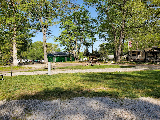 Niantic - I-95 Exit 72 KOA Journey