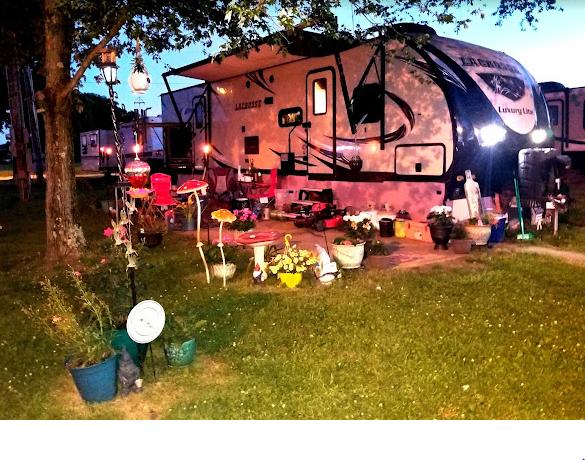 Manor Isle Mobile Home & Extended-Stay RV Park