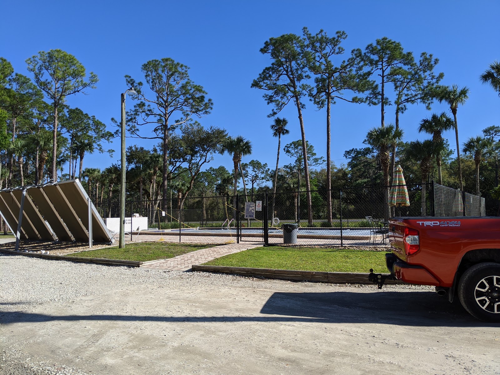 GNP--CHRISTMAS AIRSTREAM PARK