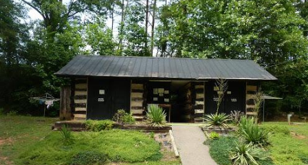 Pioneer Village Family Campground