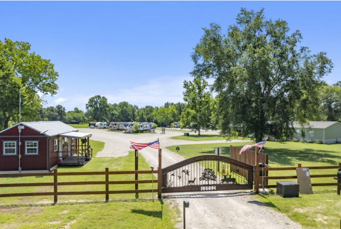 Lake Tyler Marina & RV Park