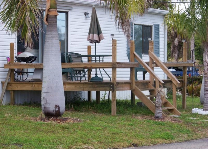 Breezy Palms RV Park