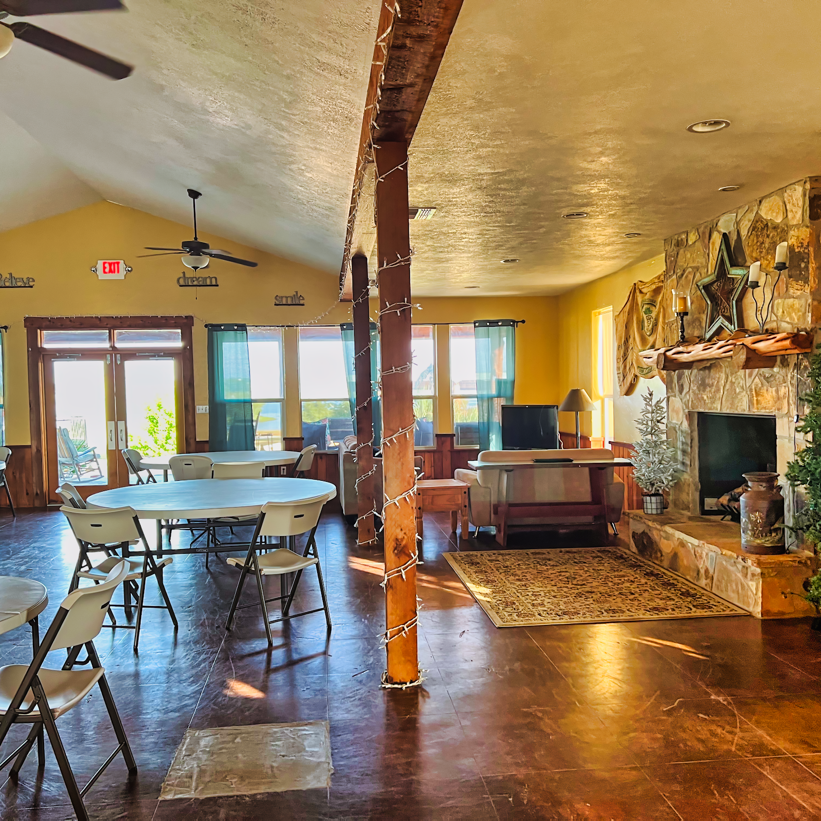 Lake Falling Star RV Resort