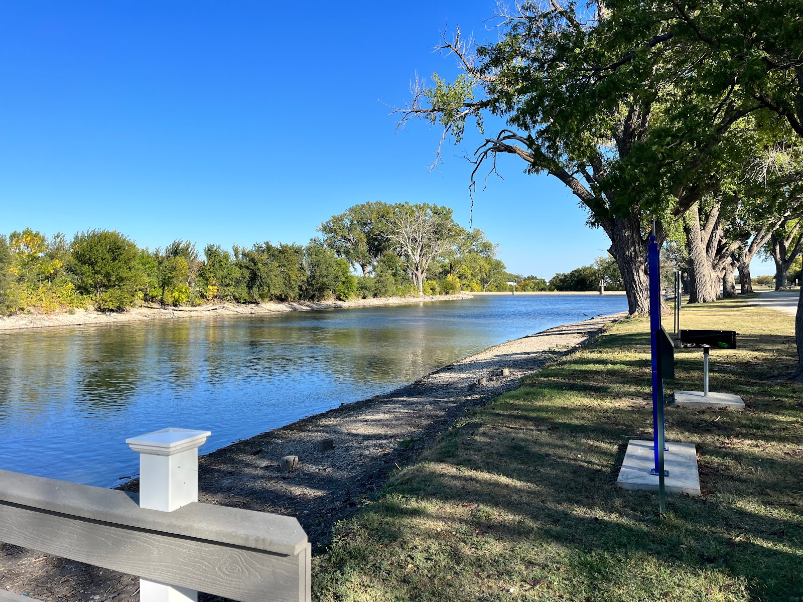 Ellis Lakeside City Campground