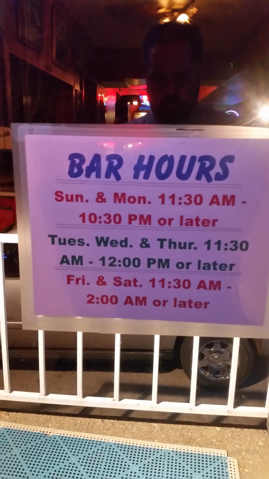 Mr-Sippi Yacht Brokerage Bar & Campground