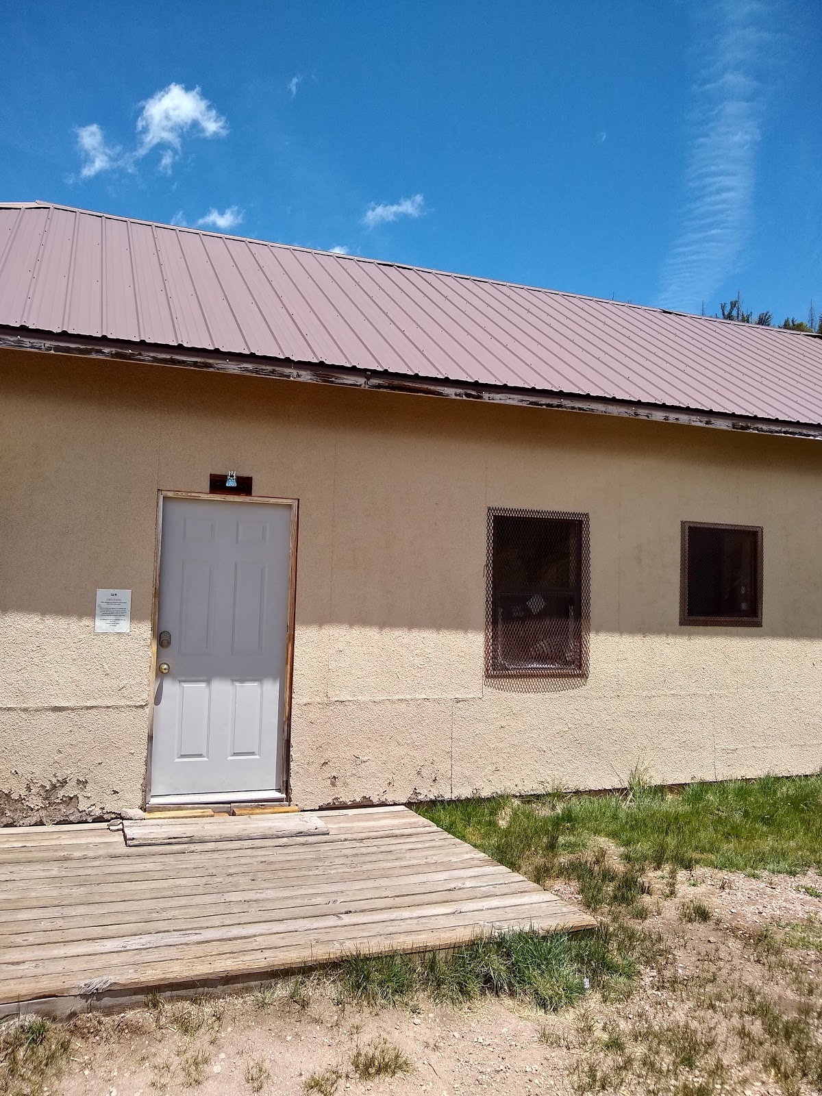 Carnero Guard Station