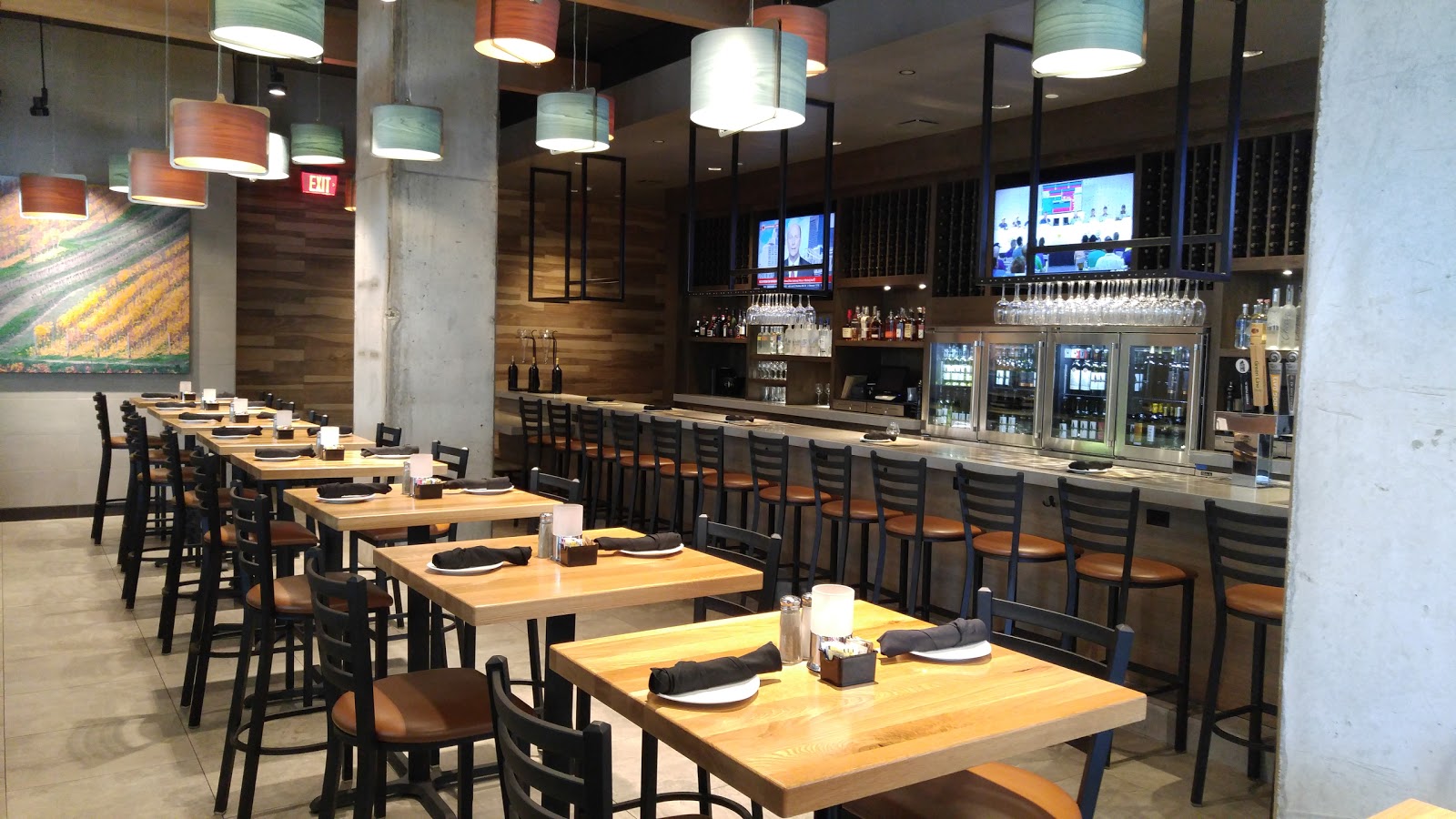 Cooper's Hawk Winery & Restaurant- Oak Park