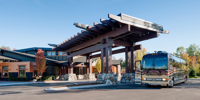 Hearthside Grove Luxury Motorcoach Resort