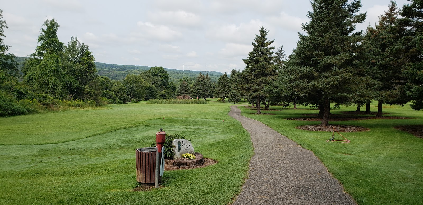 Rolling Acres Golf Course & Campground
