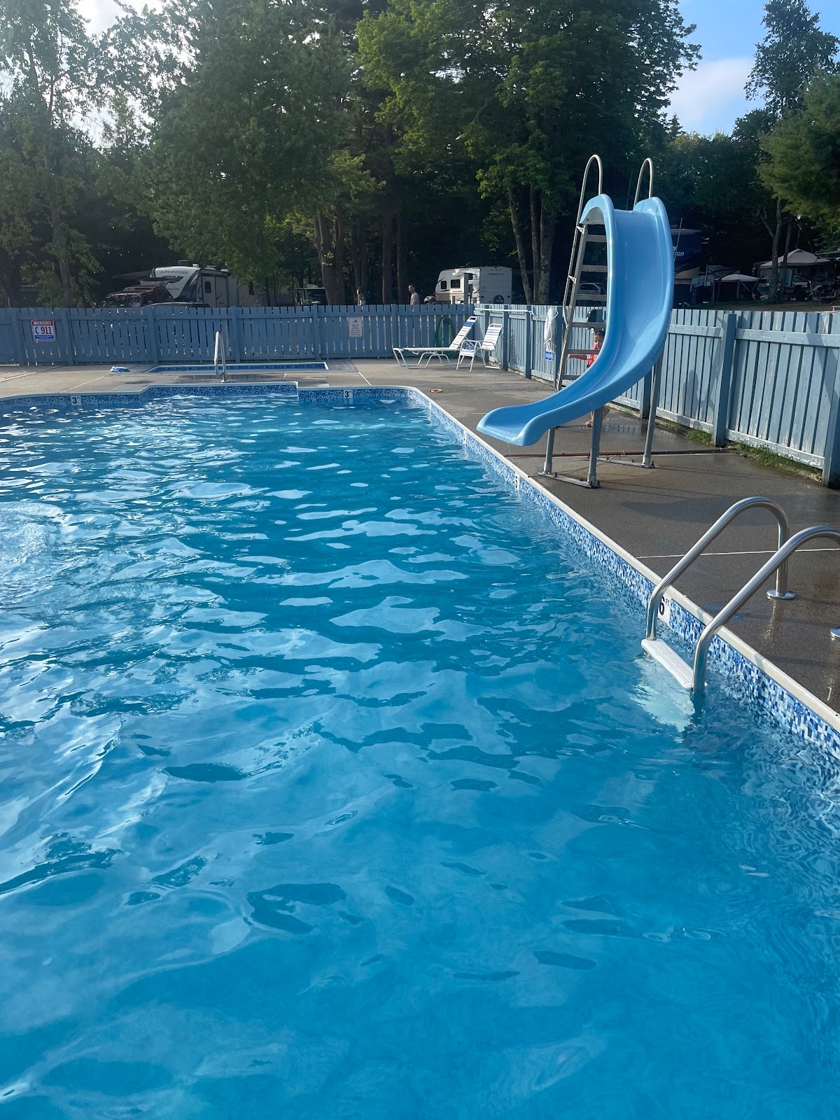 Smuggler's Den Campground