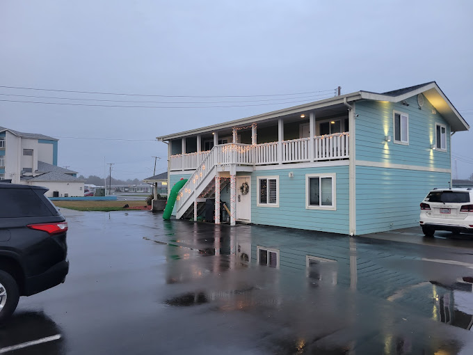 OCEAN SHORES RESORT