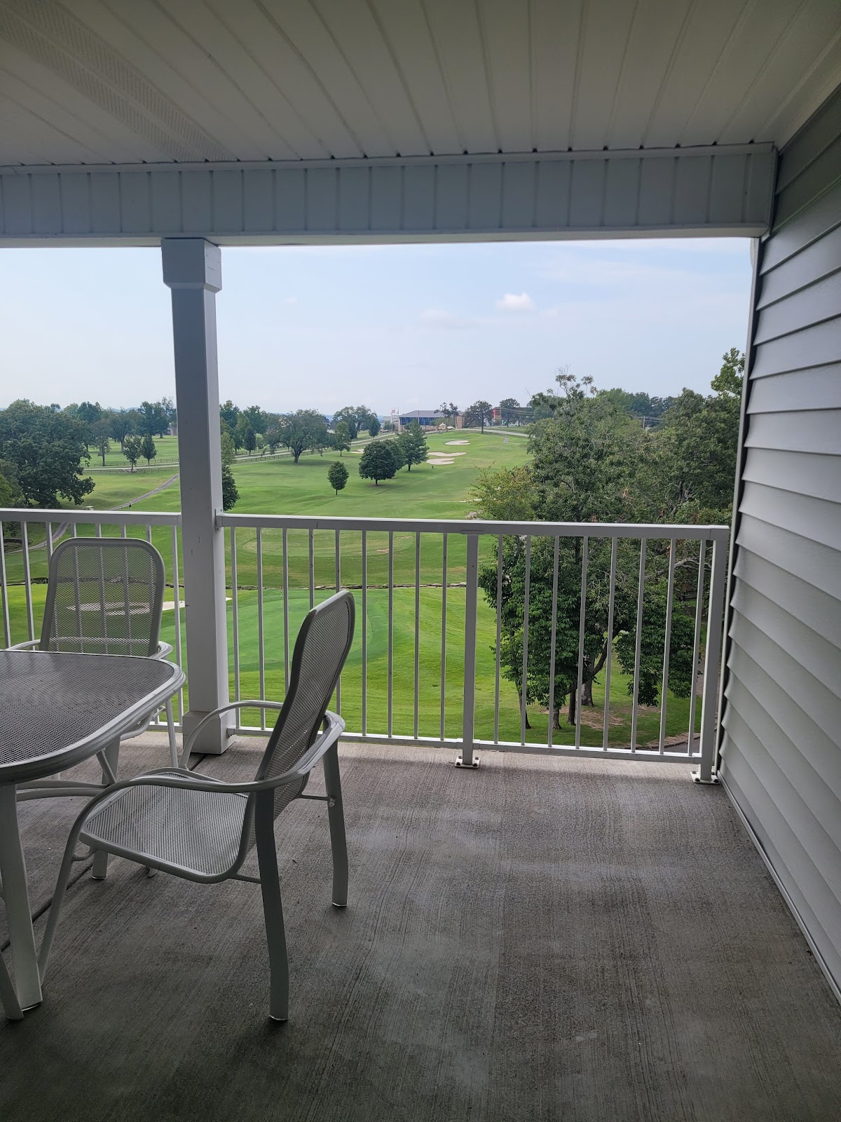 HOLIDAY HILLS RESORT AND CAMPGROUND