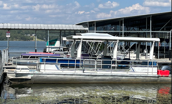 Boxhound Marina and Resort