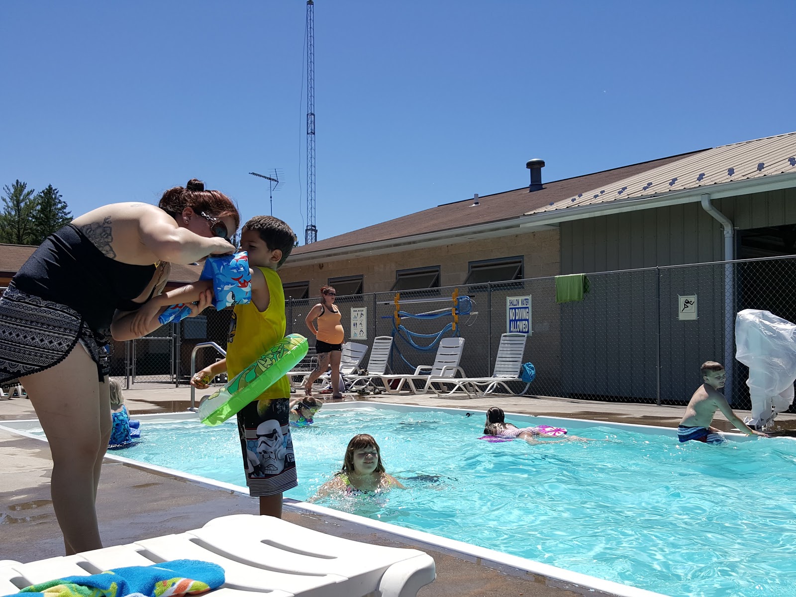 Red Ridge Lake Campgrounds