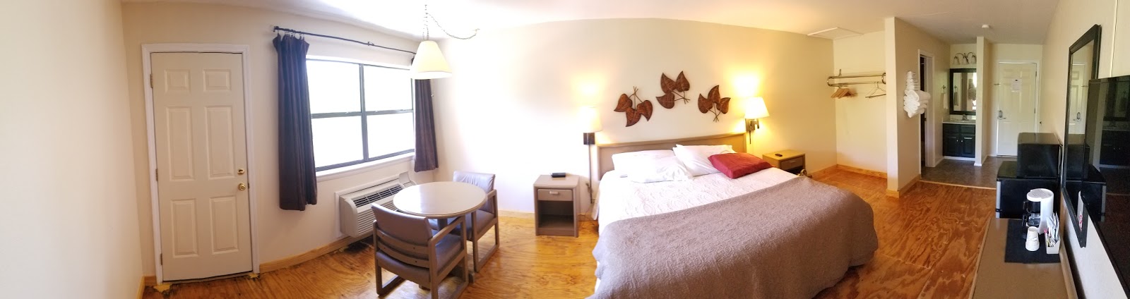 The Inn at Lost Bridge