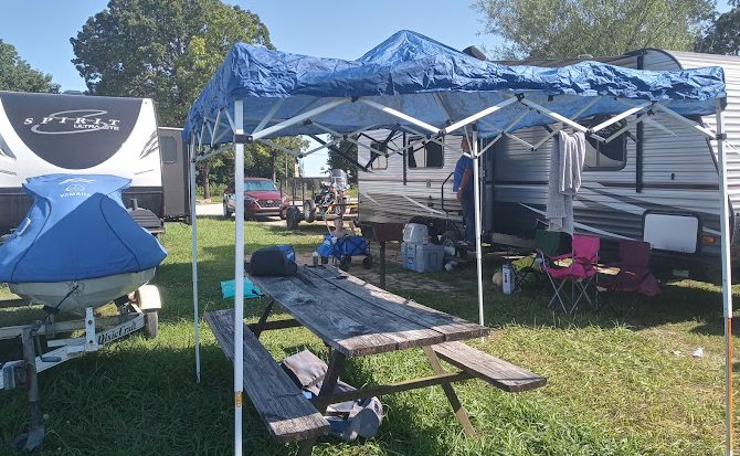 Boxhound Marina and Resort