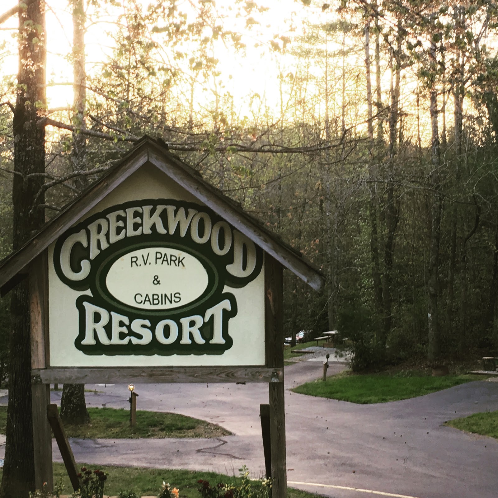Creekwood Resort Campground & Cabins
