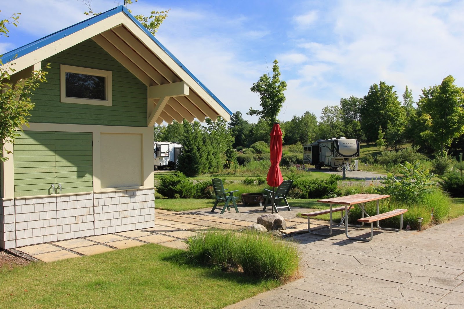 Indigo Bluffs RV Rental Park