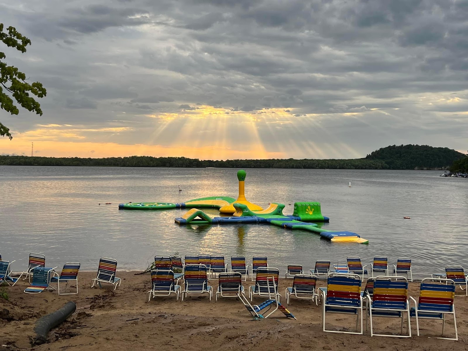 Holiday Shores Camp-Resort