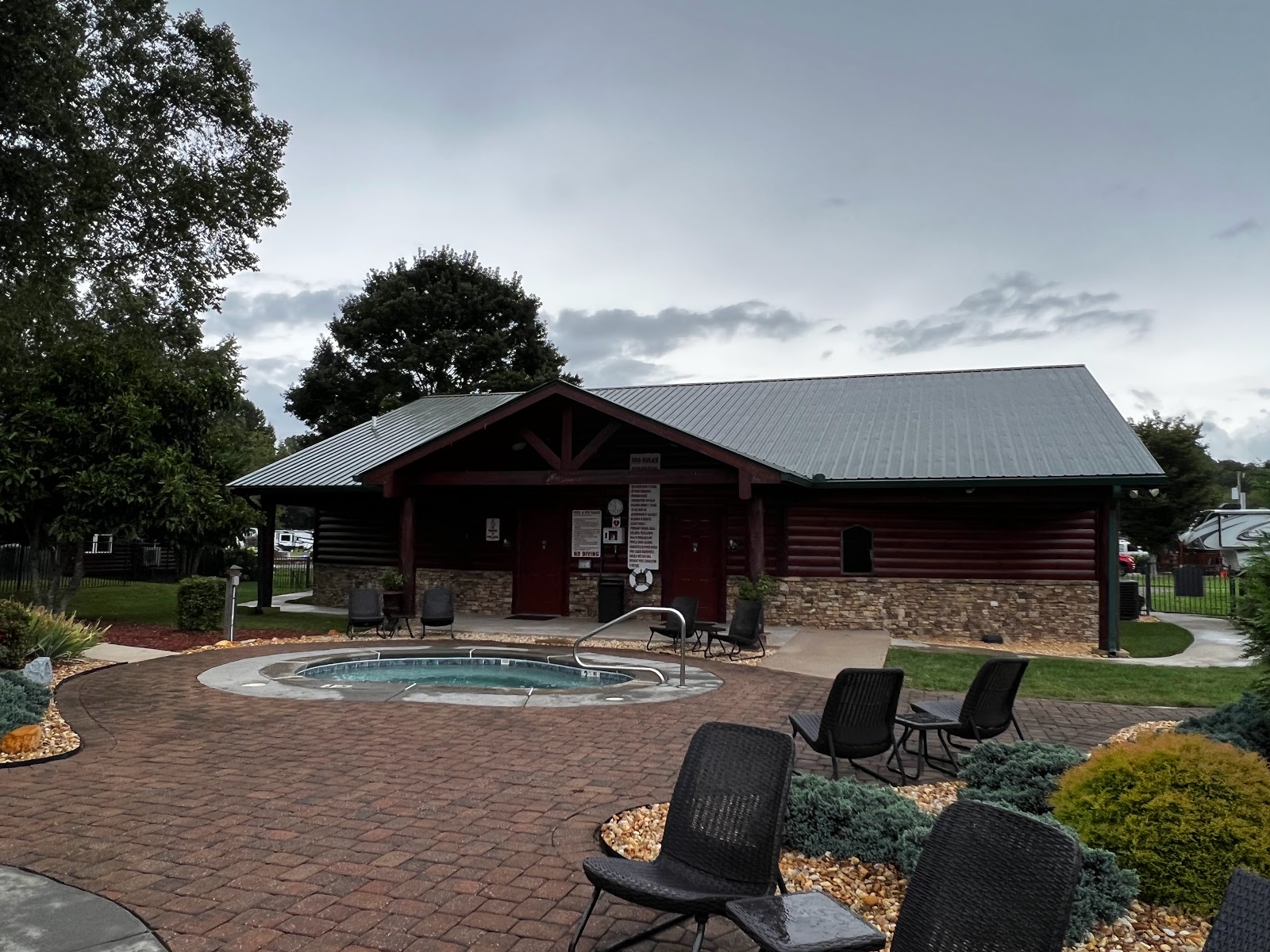 Crossing Creeks RV Resort & Spa