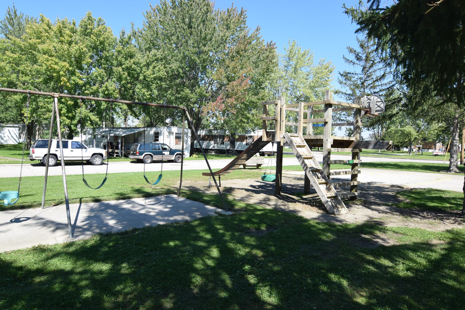 Bluffton Woods Mobile Home Community Camping