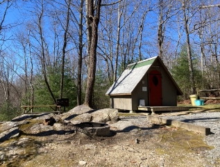 Ash Grove Mountain Cabins & Camping