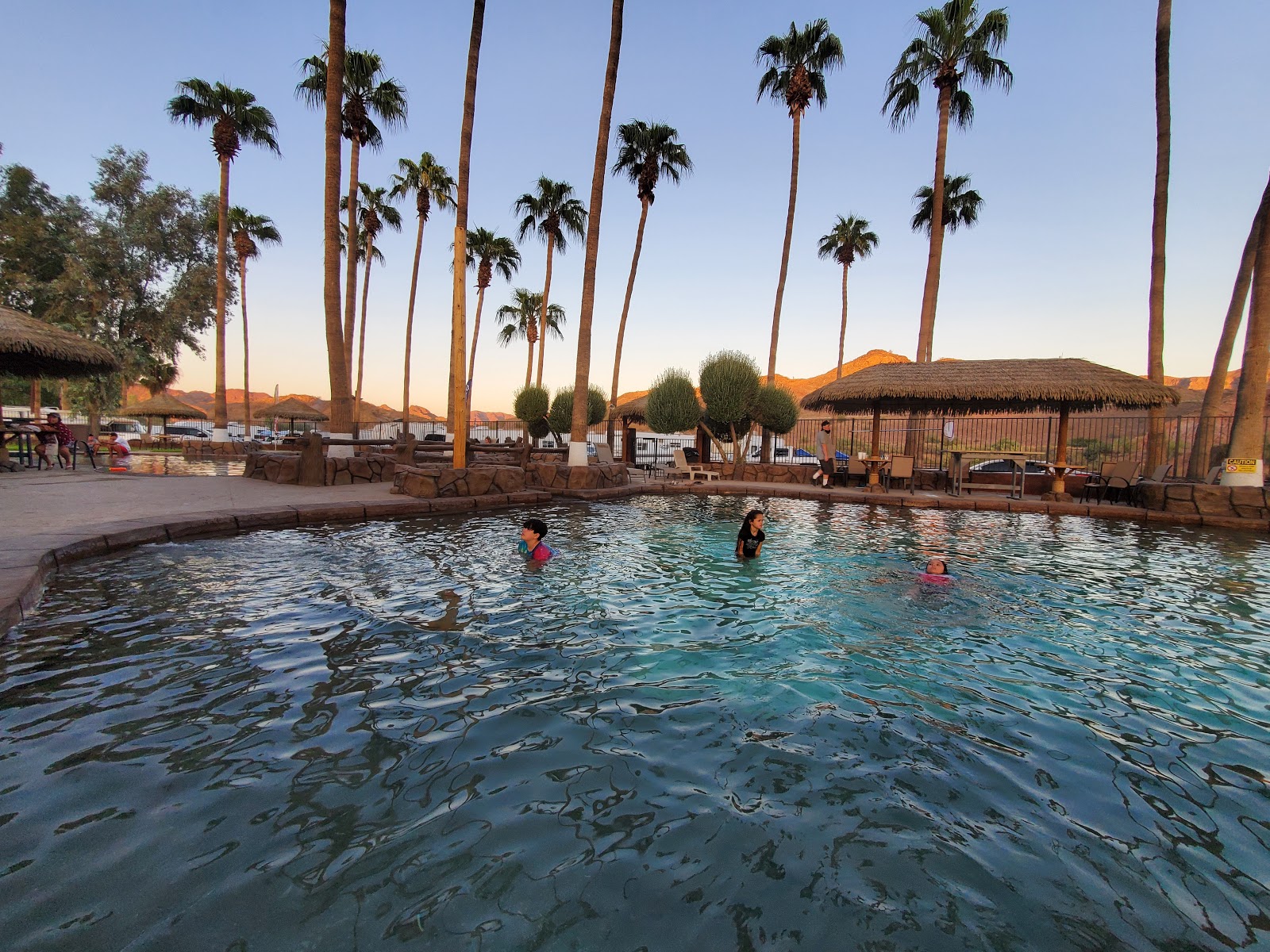 Echo Lodge River Resort