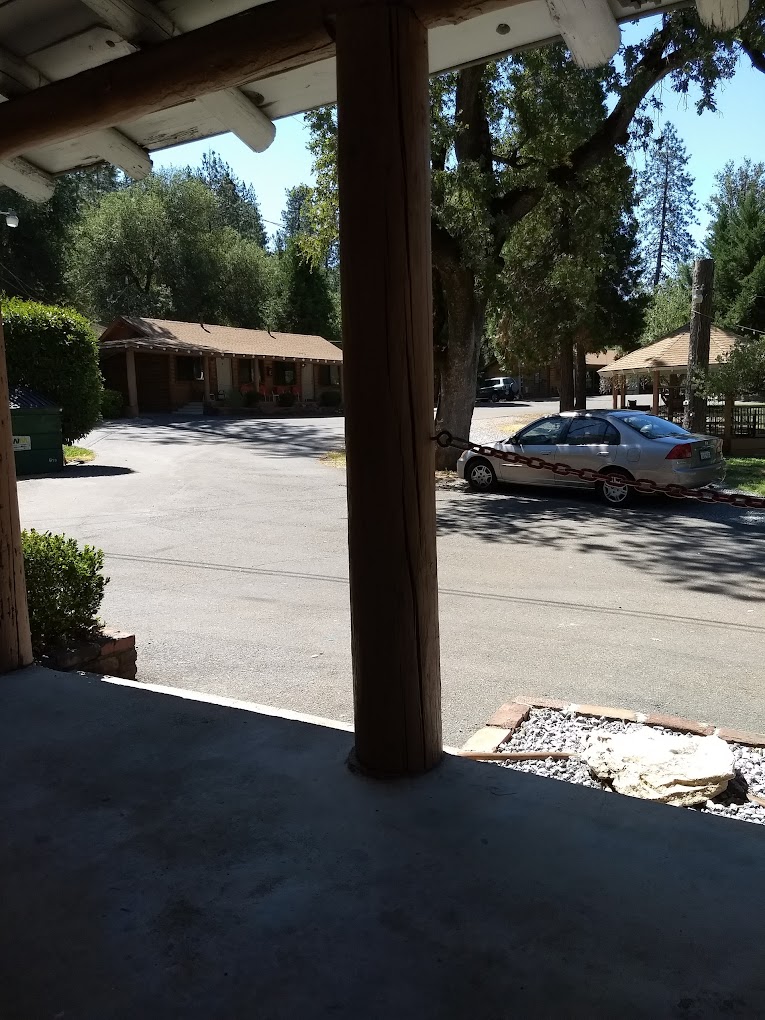 Fawndale Lodge & RV Resort