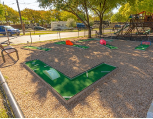 Travelers World RV Resort