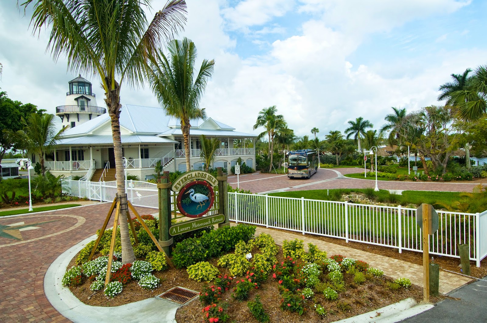 Barron River RV Park & Marina Villas