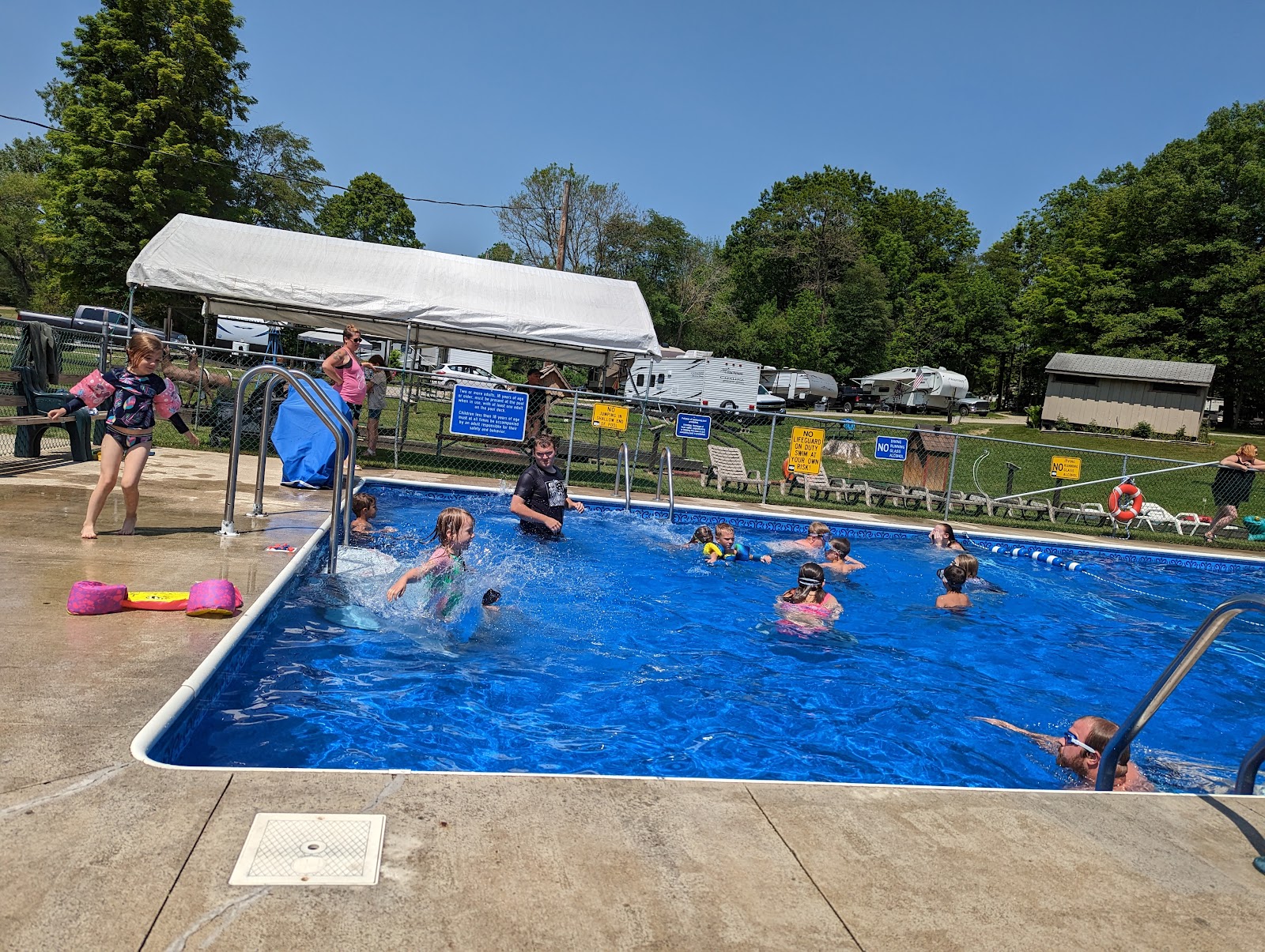 Holiday Hill Campground