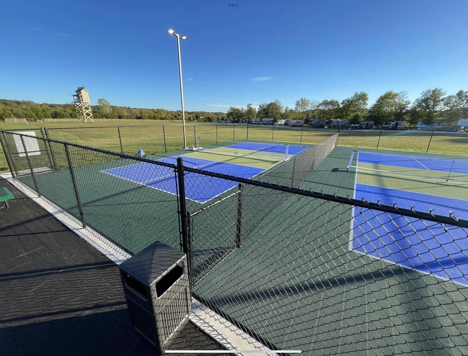 Hog Valley RV & Treehouse Resort