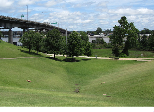 Clinton Presidential Park Bridge