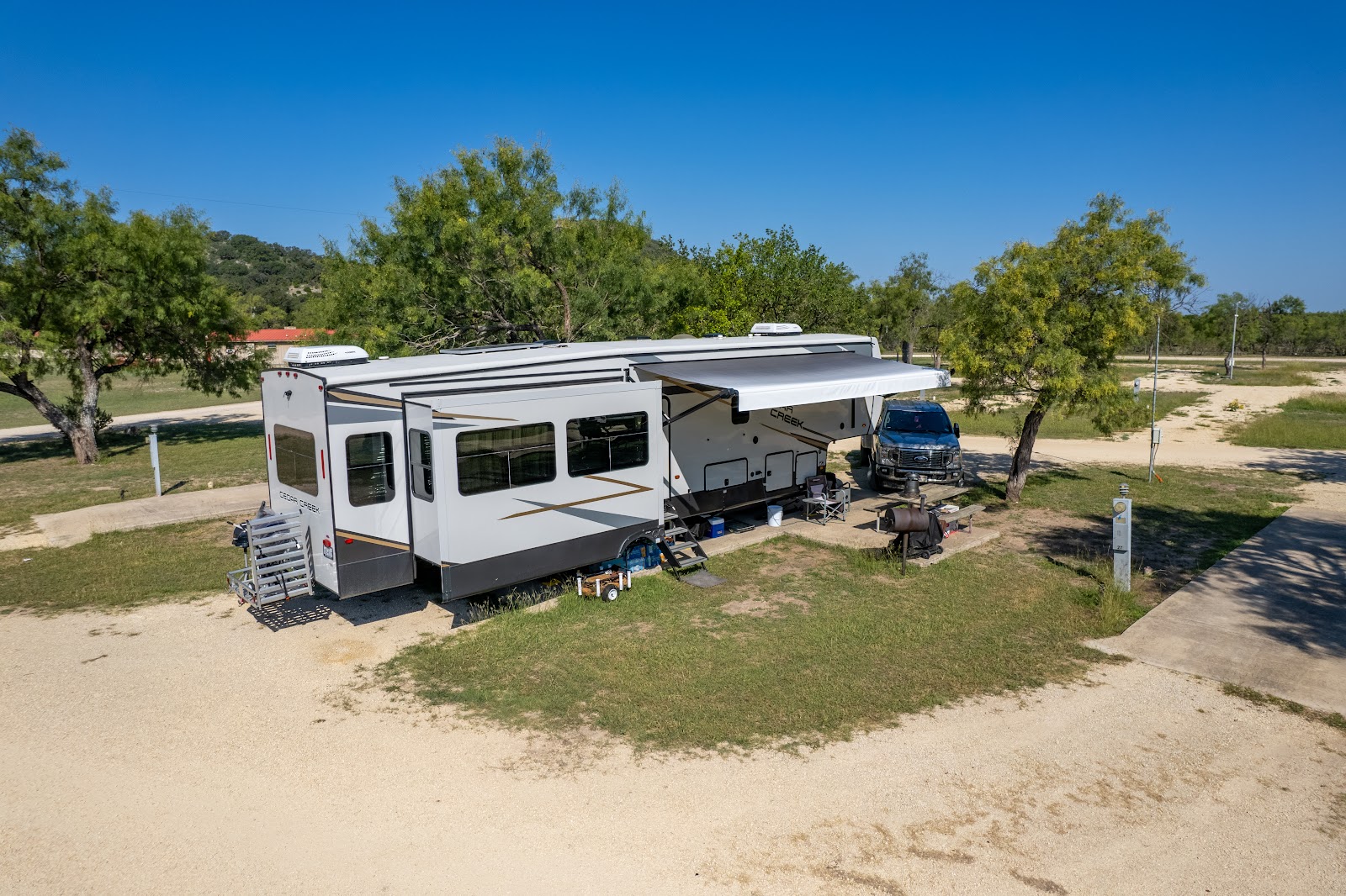 Nueces River RV & Cabin Resort