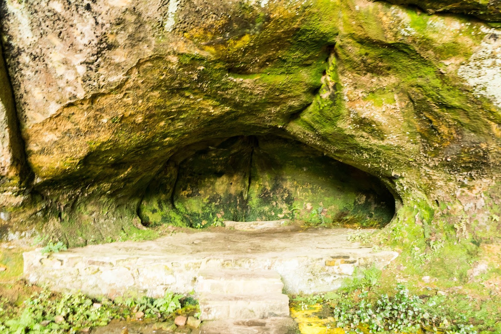 Indian Rock Cave and Trail
