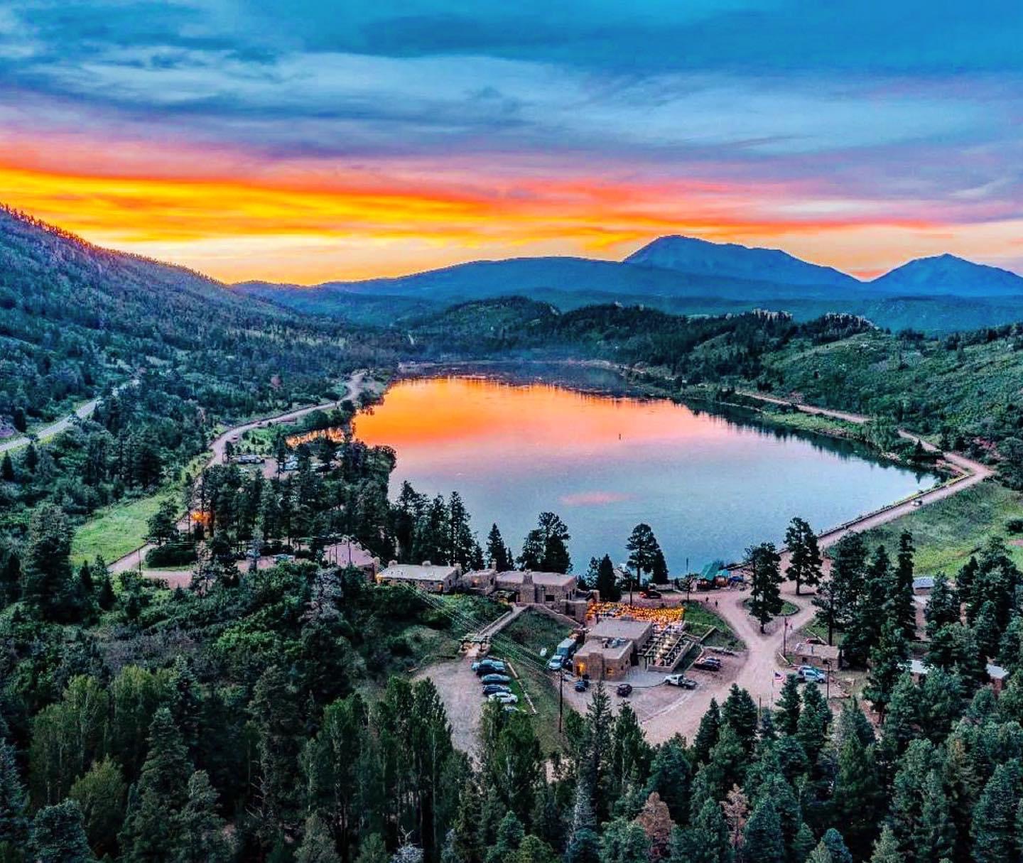 Monument Lake Resort