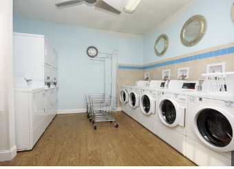 Tampa South RV Resort