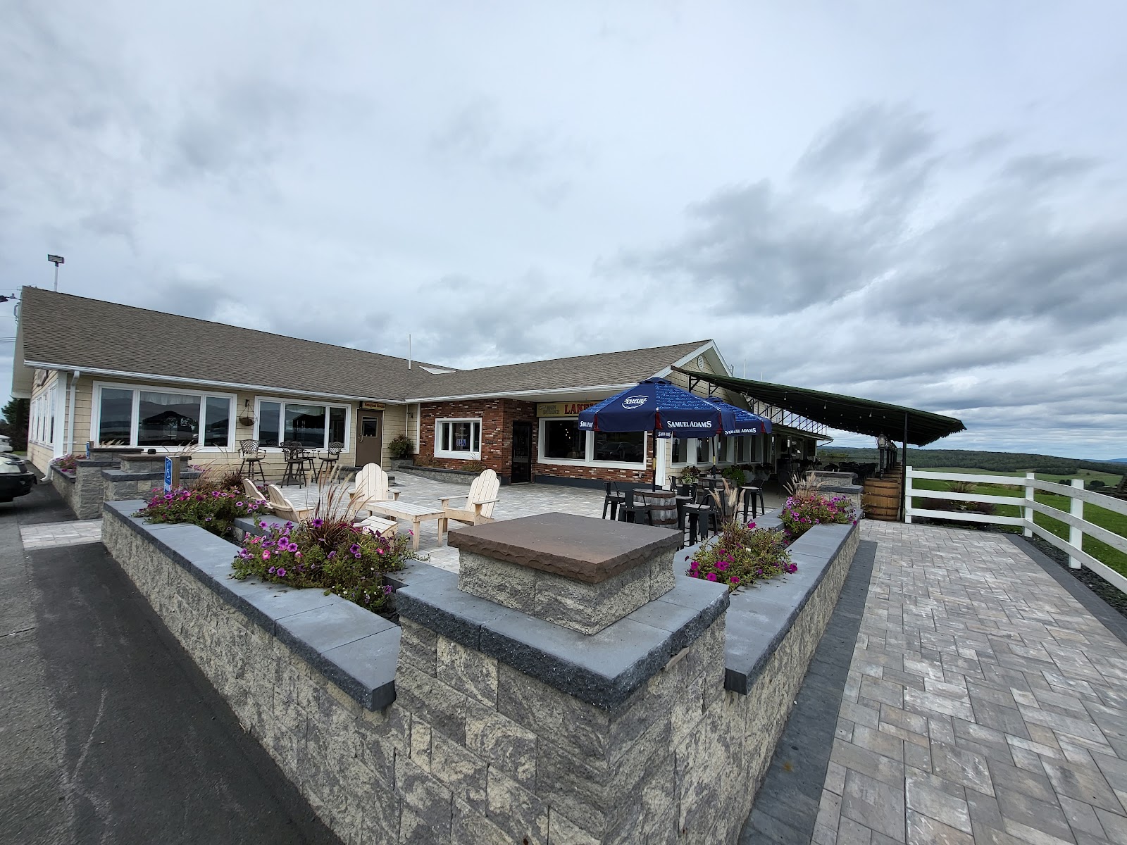 Lakeview Restaurant Camping Resort