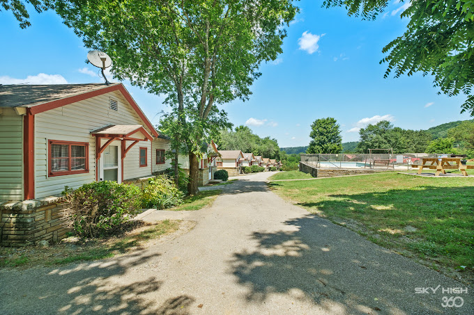 Riverview Resort & Country Store