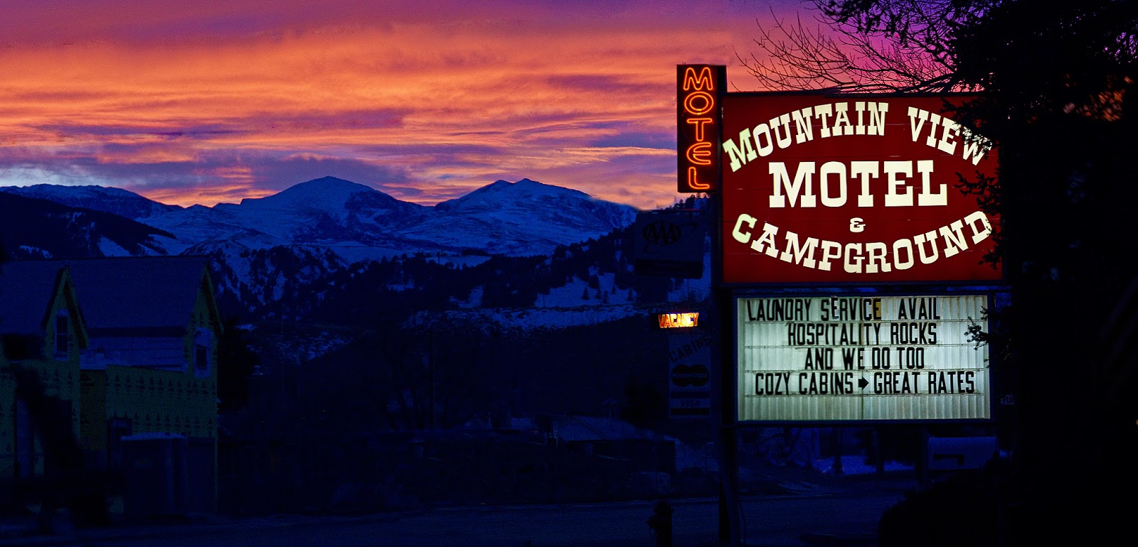 Mountain View Motel & Campground