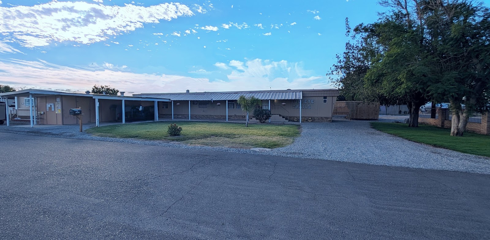 Mid Country Trailer Park