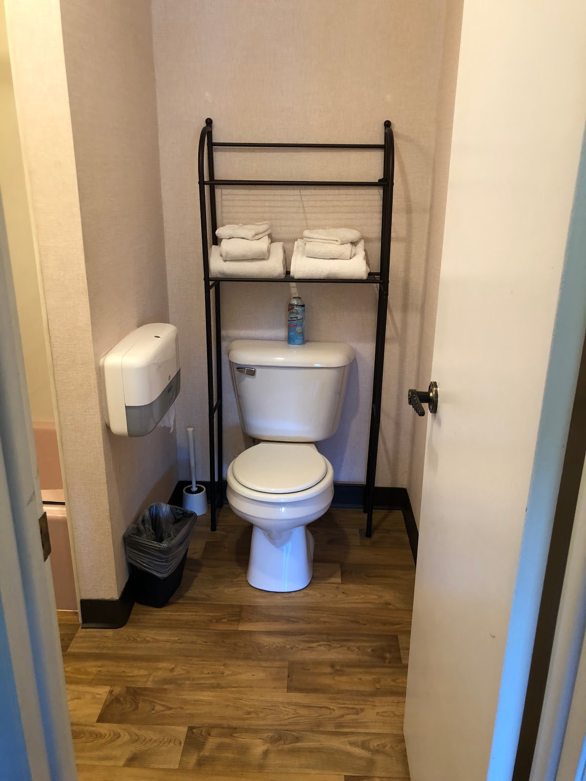 LEEDS RV Park and Motel