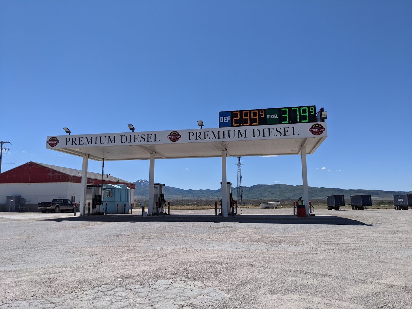 Flags West Truck Stop