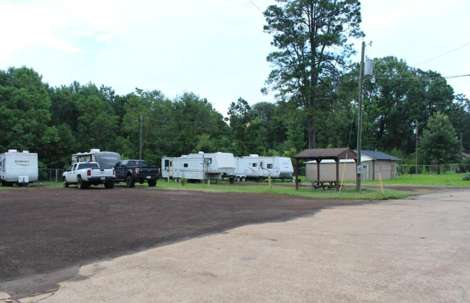 Evergreen Inn & RV Park