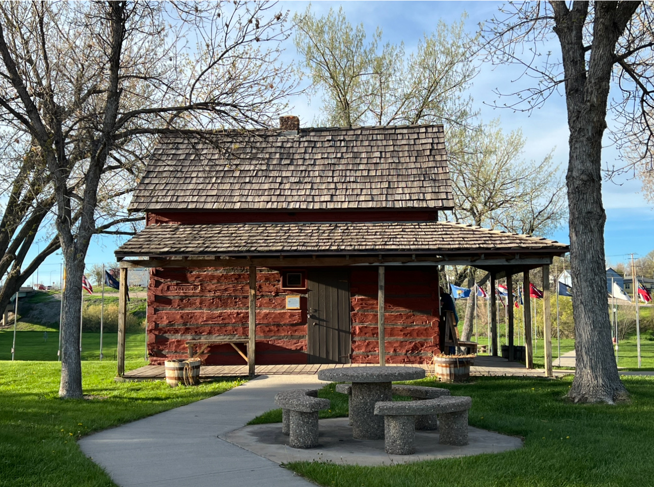 Geographic Center of the Nation Monument