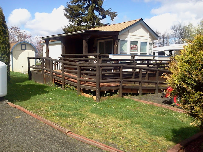 Fern Ridge Shores RV Park and Marina