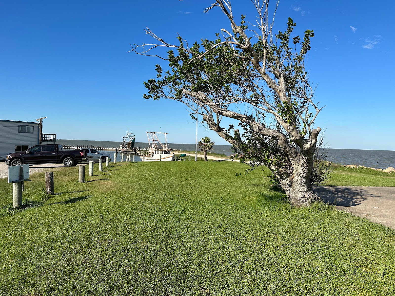 Eagle Point Fishing Camp