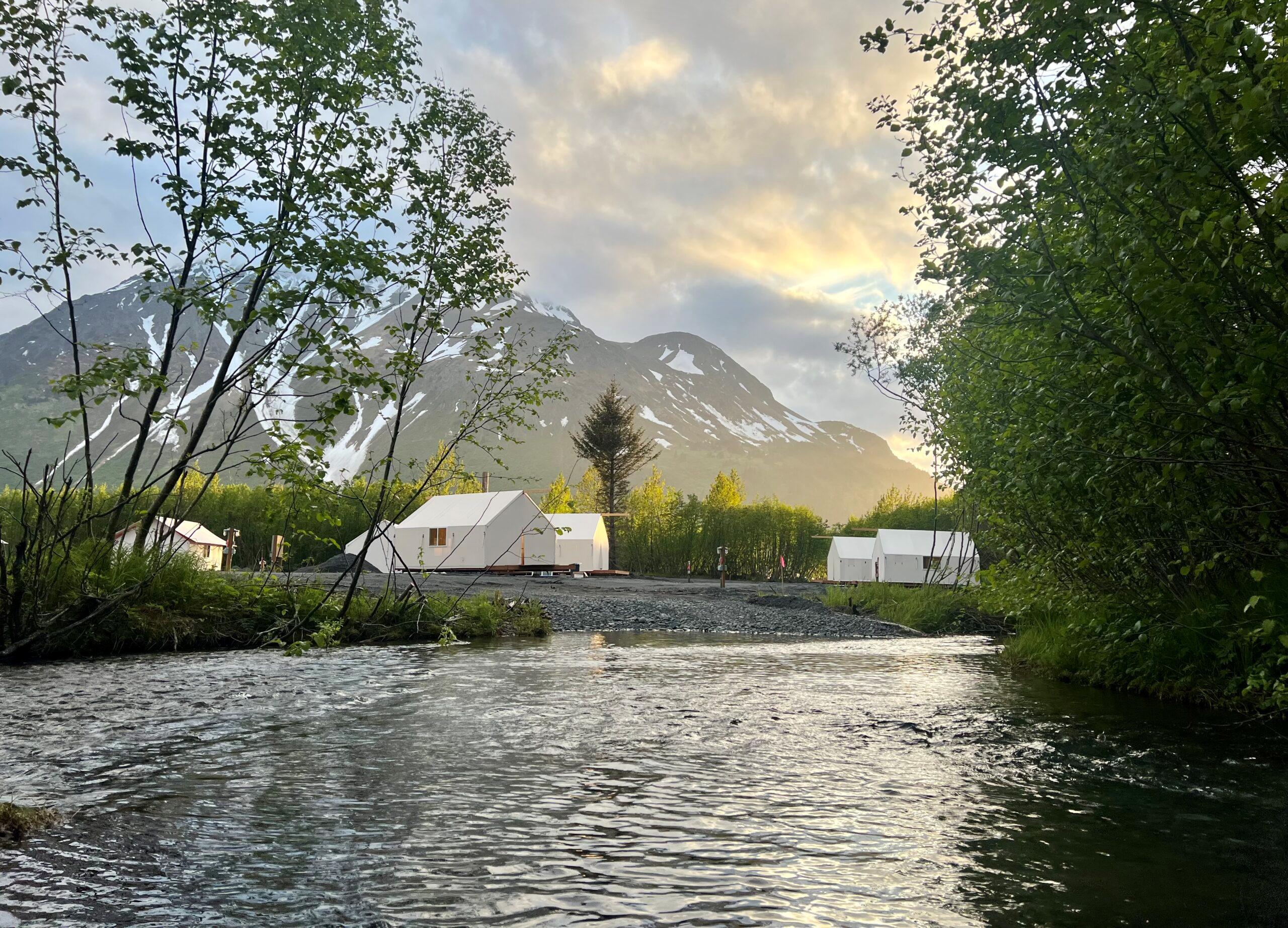 Howling Wolf Resort, Seward, Alaska