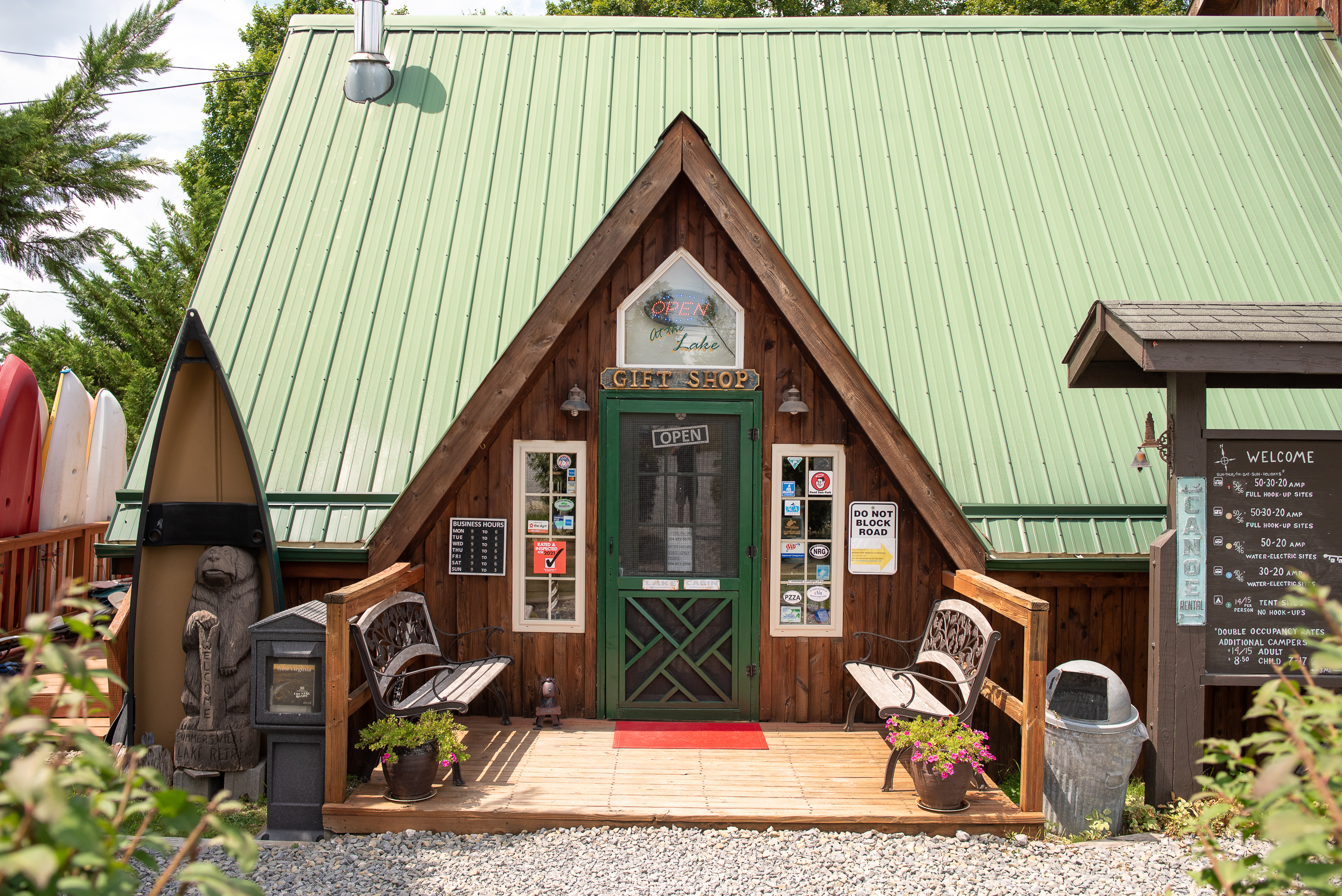 Summerville Lake Retreat & Lighthouse, Mount Nebo, West Viginia